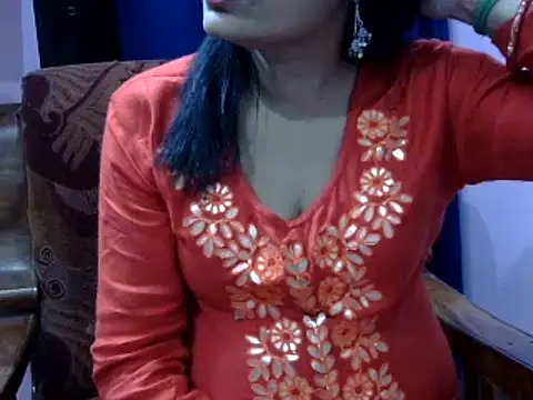 Snapshot of l_l_ish chatting on 01.27.25 l l ish online show from 01.27.25