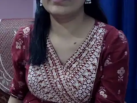 Snapshot of l_l_ish chatting on 02.14.25 l l ish online show from 02.14.25