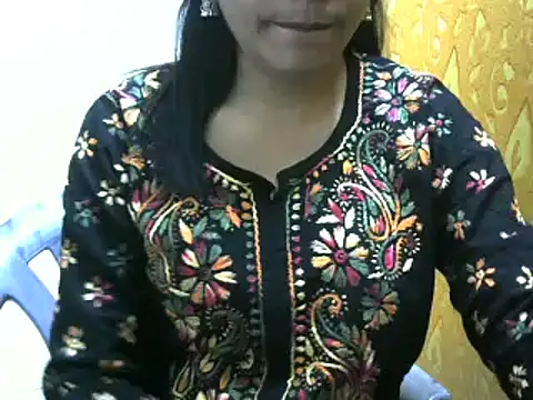 Snapshot of l_l_ish chatting on 02.25.25 l l ish online show from 02.25.25