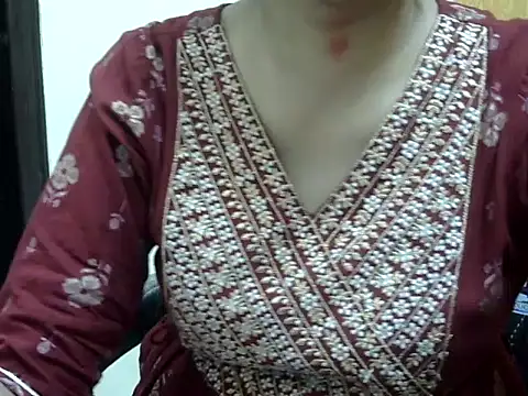 l l ish online show from 09.29.25