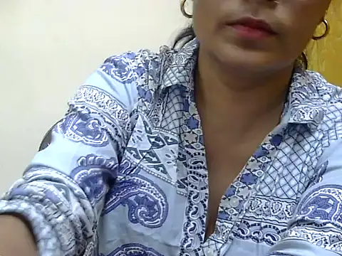 l l ish online show from 10.03.25