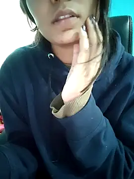 Reena Singh53 online show from 01.29.25