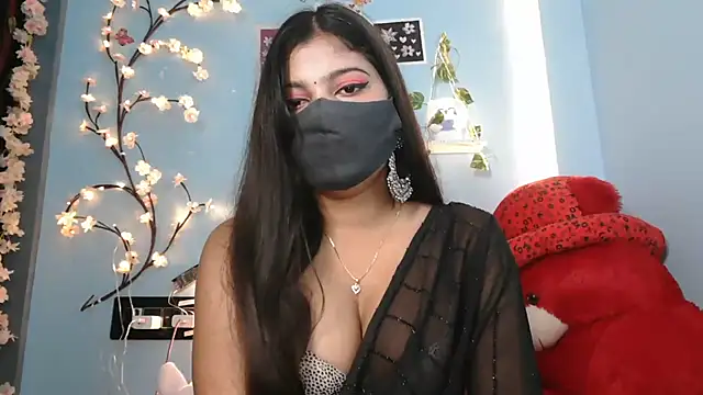 Reena Singh53 online show from 10.27.25