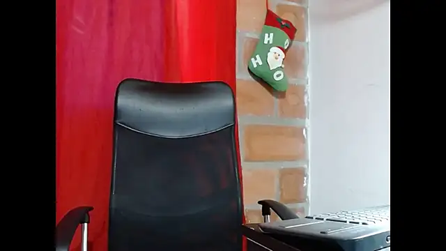 Rennatabothwell01 online show from 12.11.24
