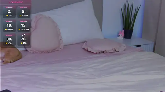 Lisa Moones online show from 01.09.25