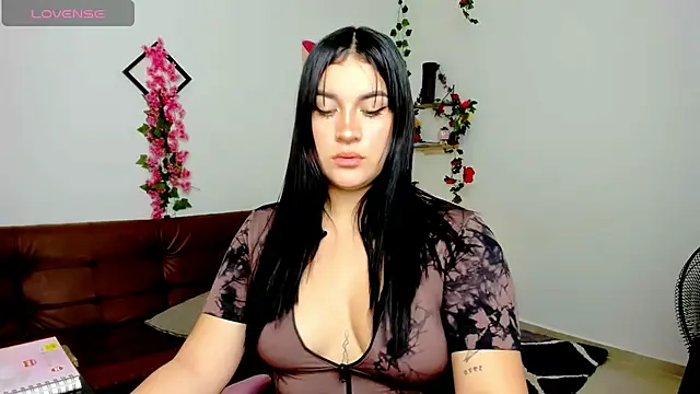 Emic  online show from 03.02.25