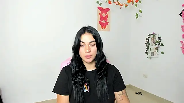 Emic  online show from 01.08.26