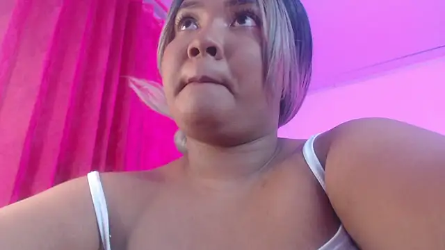 Evelyn Sandoval online show from 10.28.25