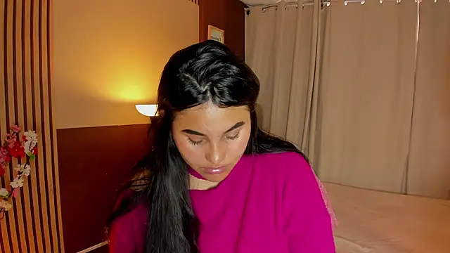 Little Ivy online show from 03.18.26