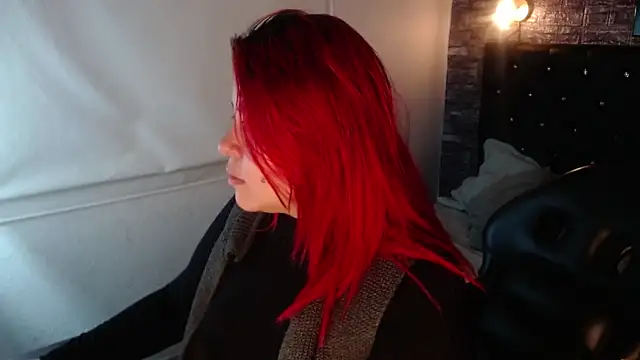 Bruja  Scarlata online show from 12.13.24