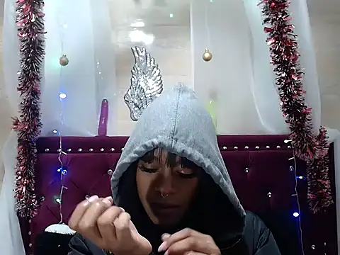 amathistalx online show from 12.30.24