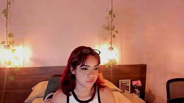 Snapshot of anastasia_jhons chatting on 03.22.25 anastasia jhons online show from 03.22.25