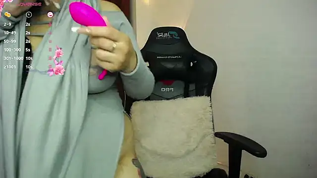 janna isa online show from 01.18.25