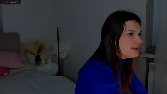 Snapshot of Laura_Leee chatting on 02.02.25 Laura Leee online show from 02.02.25