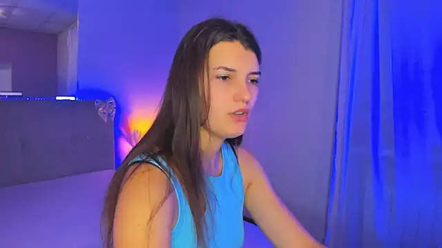 Snapshot of Laura_Leee chatting on 07.20.26 Laura Leee online show from 07.20.26