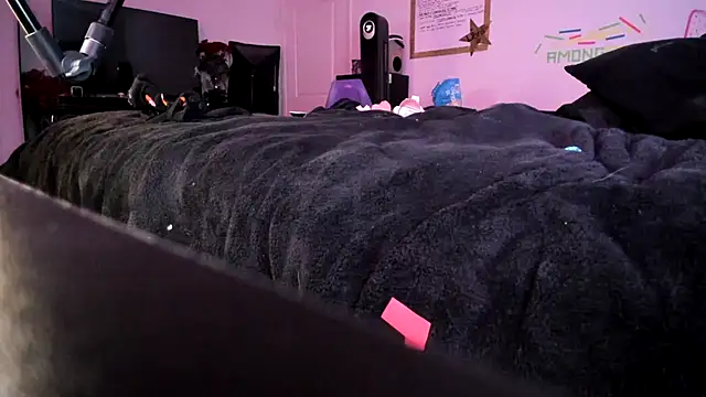 Midnightrose11 online show from 01.10.25