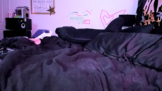 Midnightrose11 online show from 01.29.25