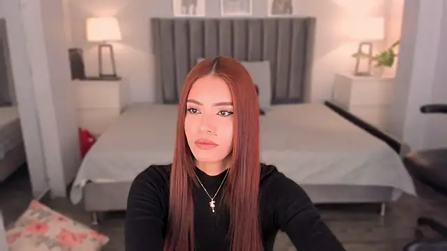 Snapshot of Madie__collins chatting on 09.25.25 Madie  collins online show from 09.25.25