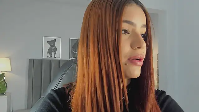 Madie  collins online show from 11.21.25