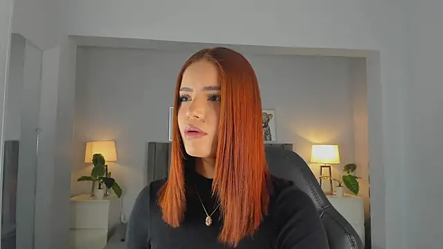 Madie  collins online show from 12.05.25