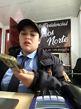 DULCE  26 online show from 10.04.25