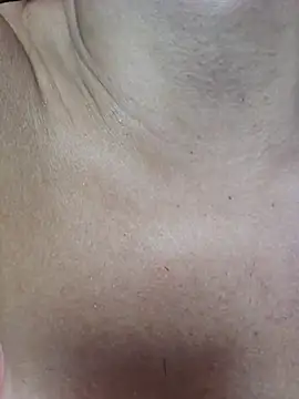 Snapshot of Shermie24 chatting on 02.19.25 Shermie24 online show from 02.19.25