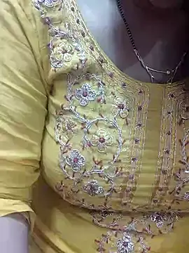 Urmila bhabhii online show from 01.24.25
