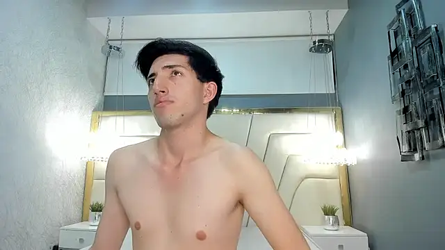 Un Slutty online show from 02.26.25