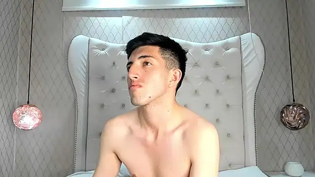 Un Slutty online show from 03.17.25