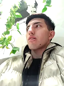 Un Slutty online show from 03.20.25