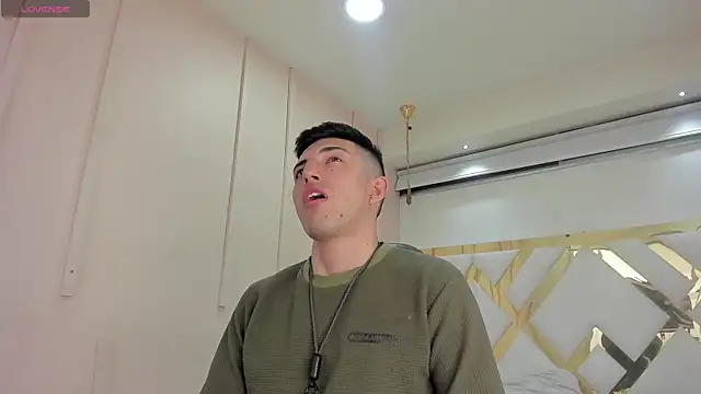 Un Slutty online show from 09.10.25