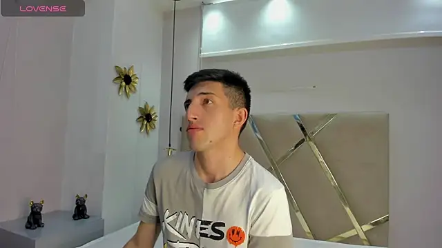 Un Slutty online show from 09.26.25