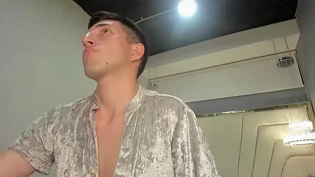 Un Slutty online show from 10.20.25