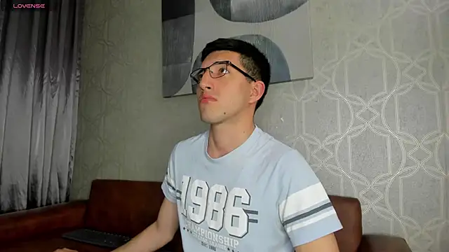 Un Slutty online show from 10.24.25