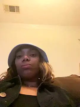 butterflybootyy online show from 12.04.24