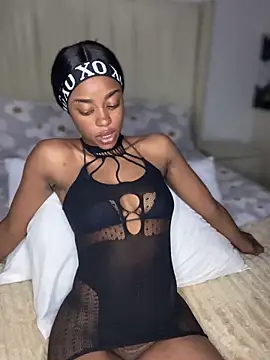 BhadBhad Kitty online show from 03.17.25