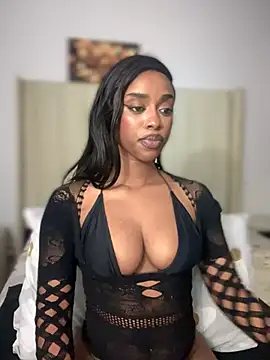 BhadBhad Kitty online show from 10.04.25