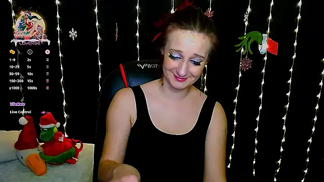 AgathaNoxe online show from 12.25.24