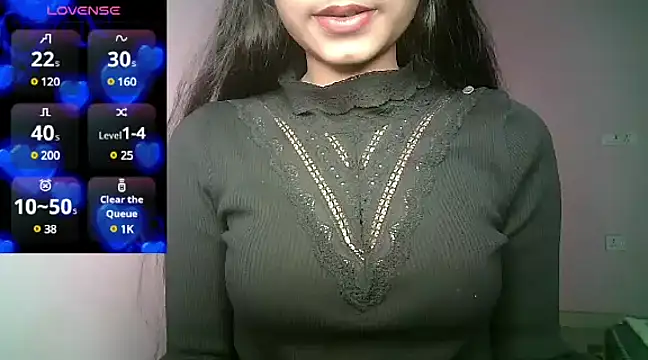Snapshot of Aaisha_urs chatting on 01.04.25 Aaisha urs online show from 01.04.25