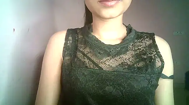Snapshot of Aaisha_urs chatting on 01.28.25 Aaisha urs online show from 01.28.25