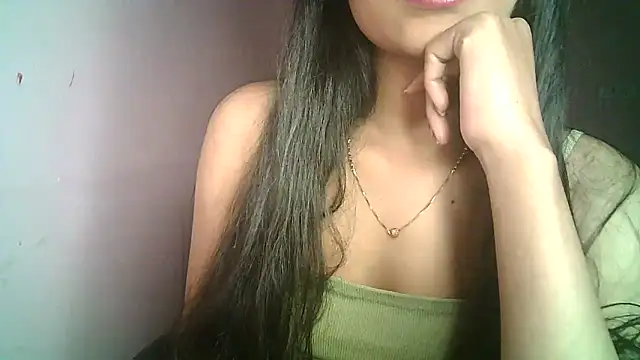 Snapshot of Aaisha_urs chatting on 02.05.25 Aaisha urs online show from 02.05.25