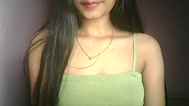 Snapshot of Aaisha_urs chatting on 02.05.25 Aaisha urs online show from 02.05.25
