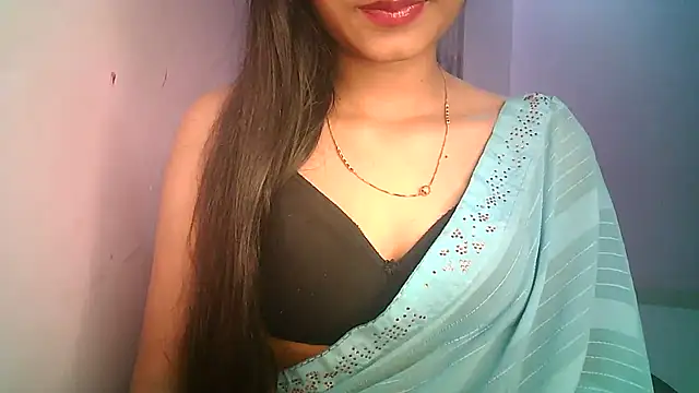 Snapshot of Aaisha_urs chatting on 02.07.25 Aaisha urs online show from 02.07.25