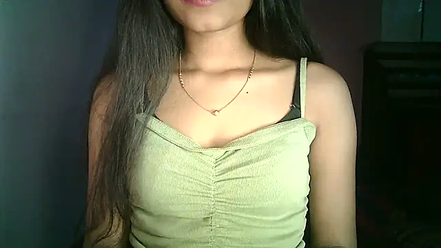 Snapshot of Aaisha_urs chatting on 02.12.25 Aaisha urs online show from 02.12.25