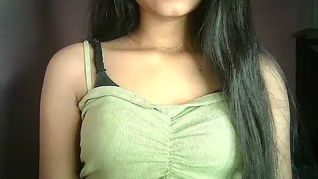 Snapshot of Aaisha_urs chatting on 02.12.25 Aaisha urs online show from 02.12.25