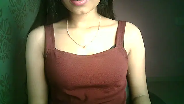Snapshot of Aaisha_urs chatting on 02.13.25 Aaisha urs online show from 02.13.25