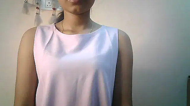 Snapshot of Aaisha_urs chatting on 03.05.25 Aaisha urs online show from 03.05.25