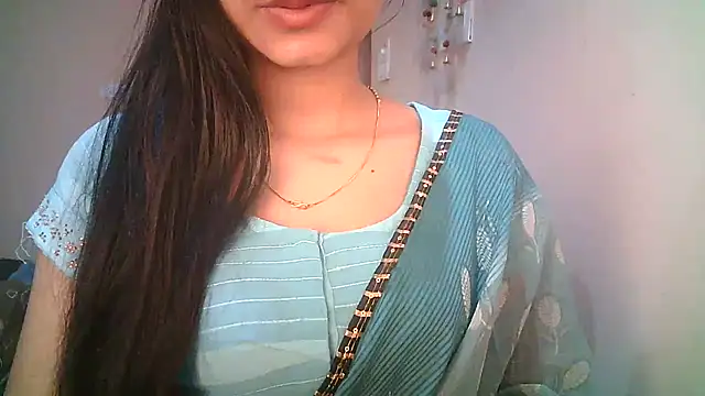 Snapshot of Aaisha_urs chatting on 03.09.25 Aaisha urs online show from 03.09.25