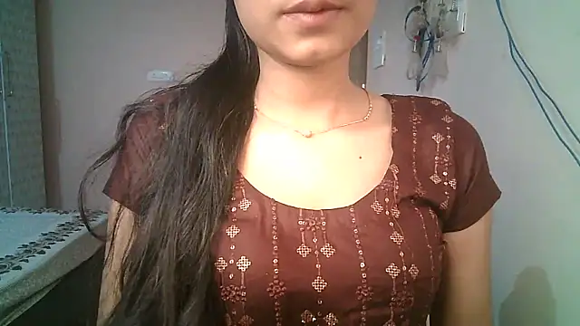 Snapshot of Aaisha_urs chatting on 03.16.25 Aaisha urs online show from 03.16.25