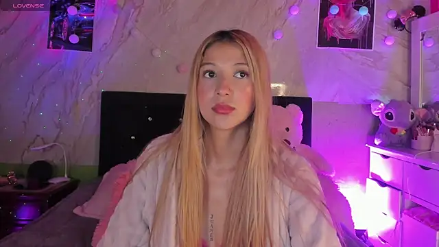 Snapshot of ariana_rosse__ chatting on 10.02.25 ariana rosse   online show from 10.02.25